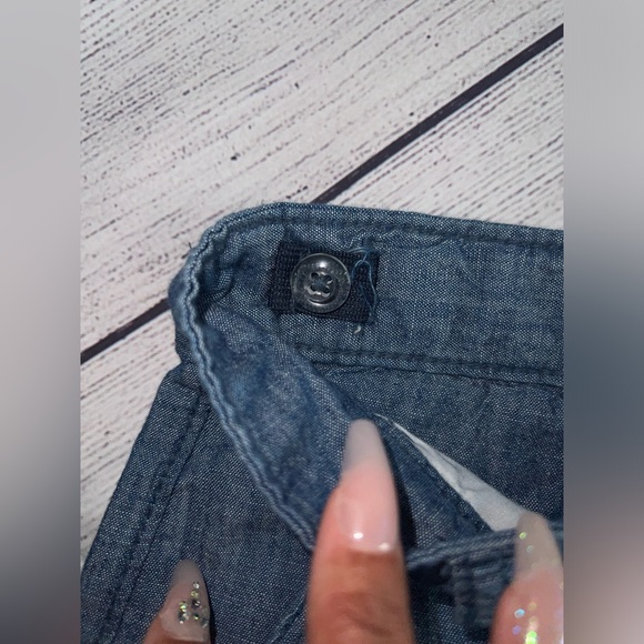 Old Navy Medium Blue💙soft denim shorts. Gently worn no stains, holes or rips. - Picture 9 of 12